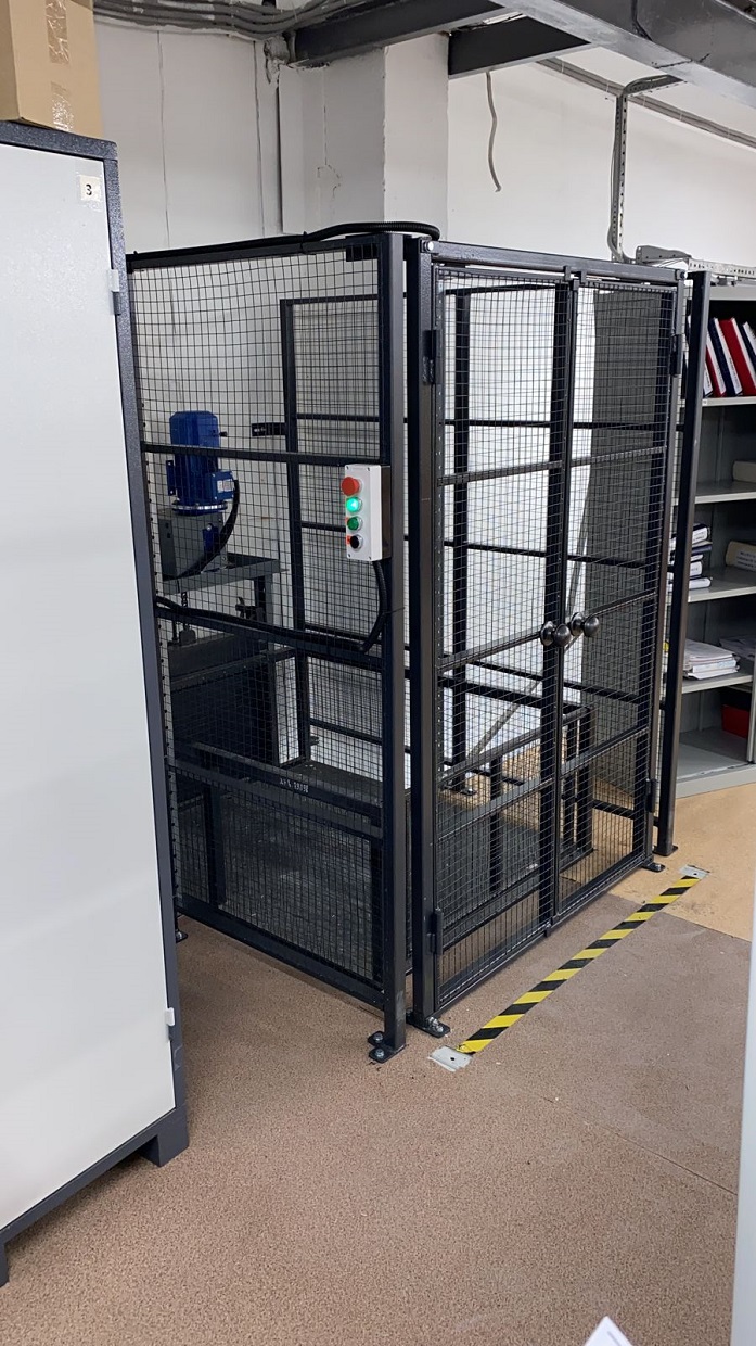 Мачтовый цепной подъемник, 300 кг в Екатеринбурге