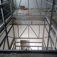 Шахтный подъемник, 1000 кг, Псков