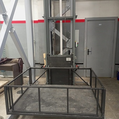 Мачтовый цепной подъемник, 500 кг